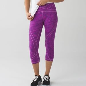 EUC 🍋Lululemon Crop Leggings pink and purple